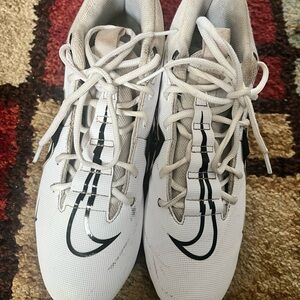 Men’s 9.5 nike cleats
